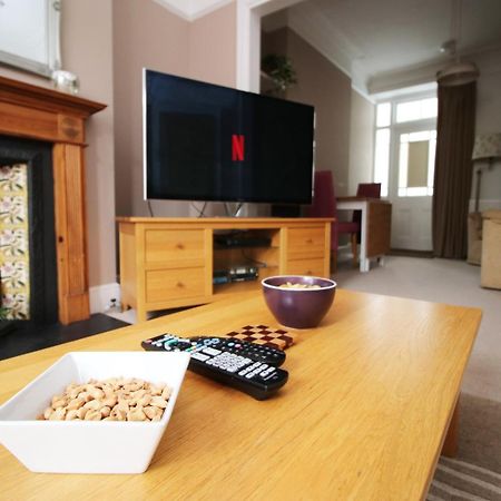 Quiet And Spacious 3 Bedroom Cardiff Extérieur photo