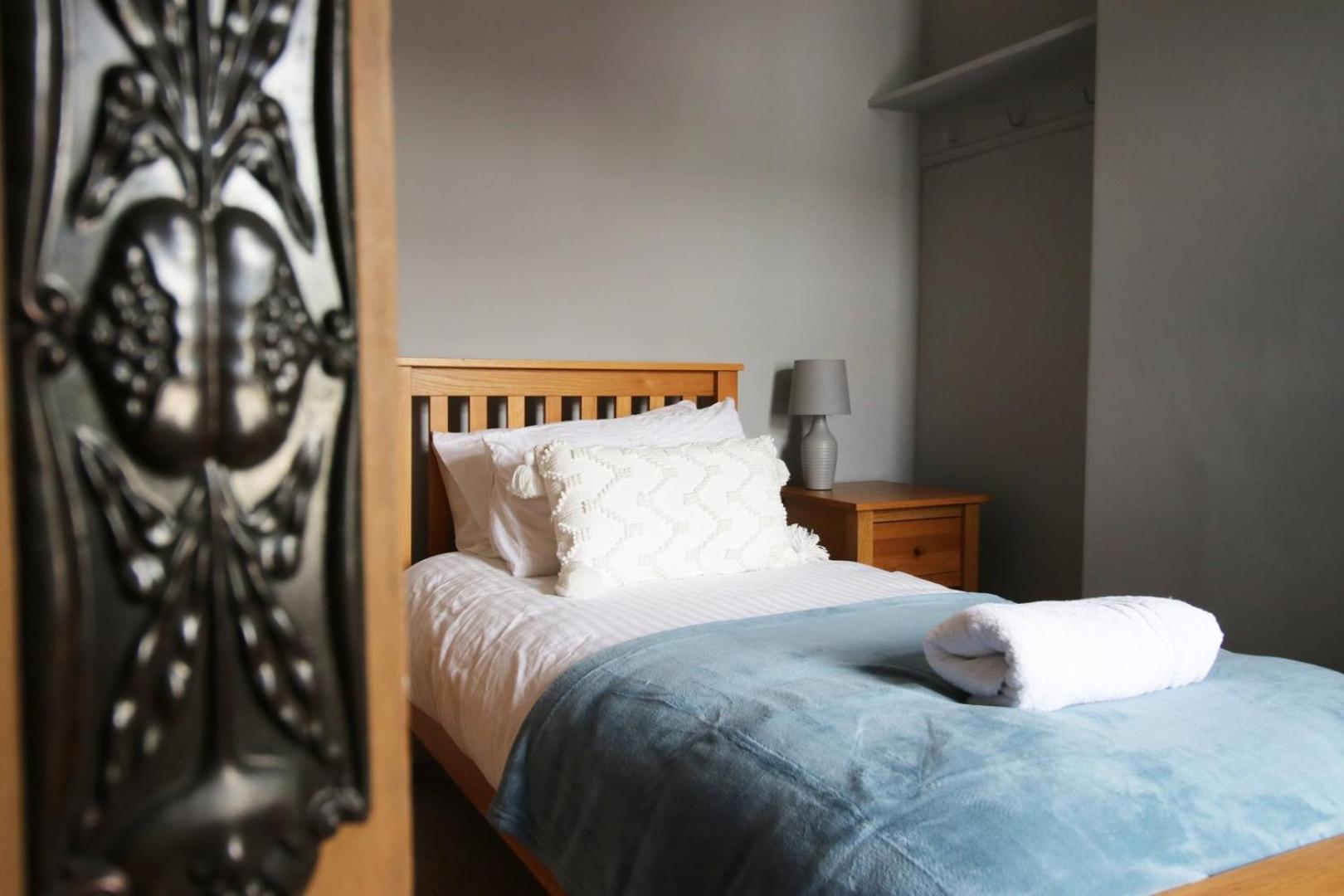 Quiet And Spacious 3 Bedroom Cardiff Extérieur photo