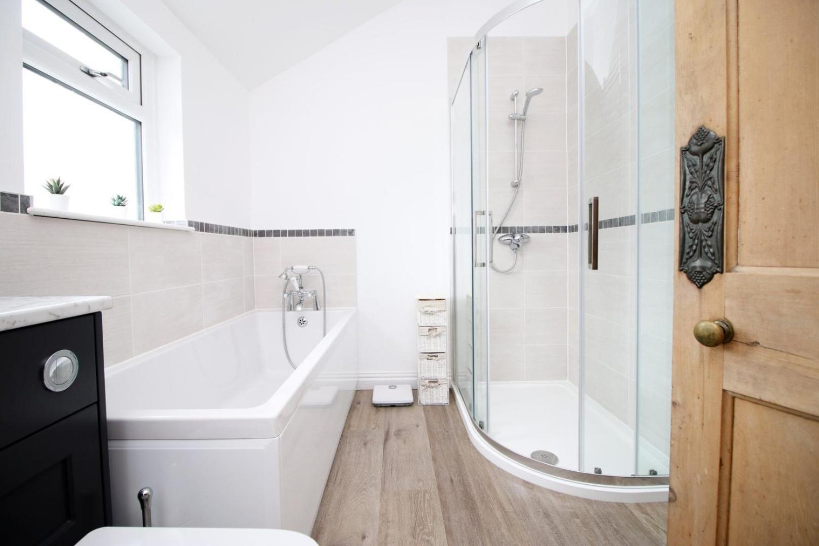 Quiet And Spacious 3 Bedroom Cardiff Extérieur photo