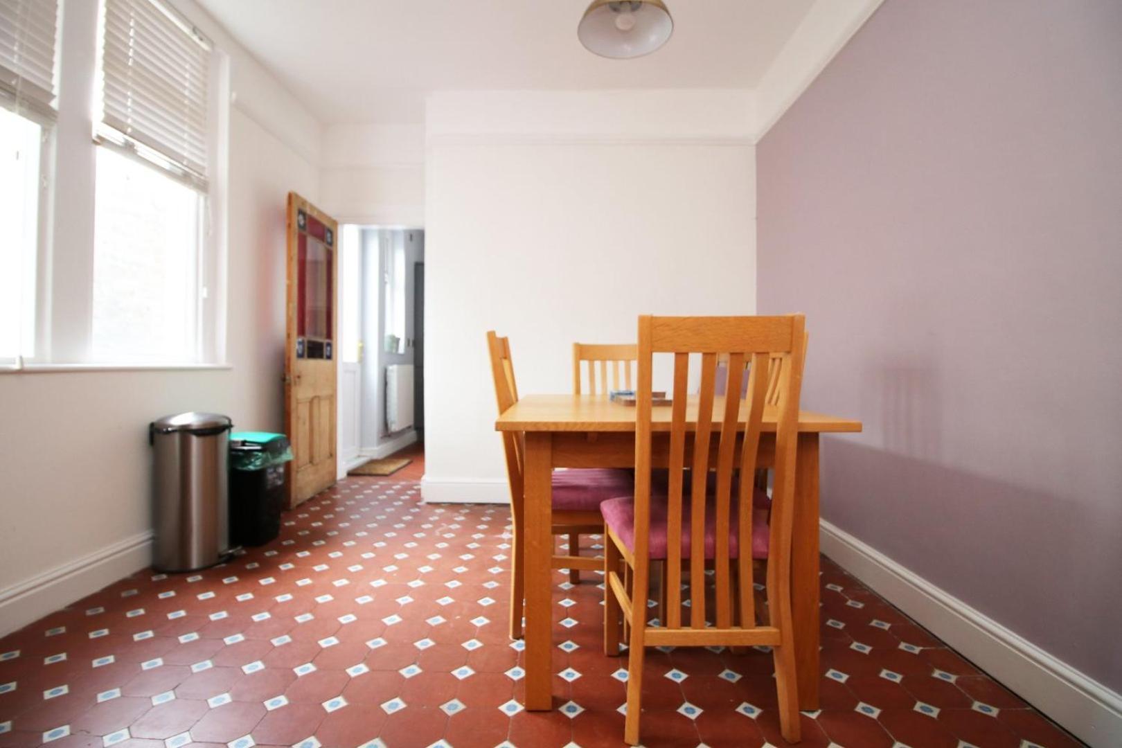 Quiet And Spacious 3 Bedroom Cardiff Extérieur photo