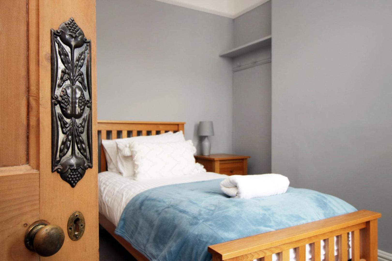 Quiet And Spacious 3 Bedroom Cardiff Extérieur photo